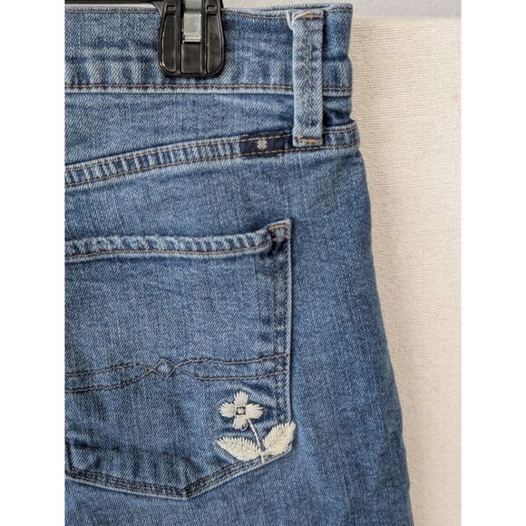Lucky Brand The Roll Up Denim Shorts Butterfly Embroidery Women's Size 6/28 - Picture 7 of 10